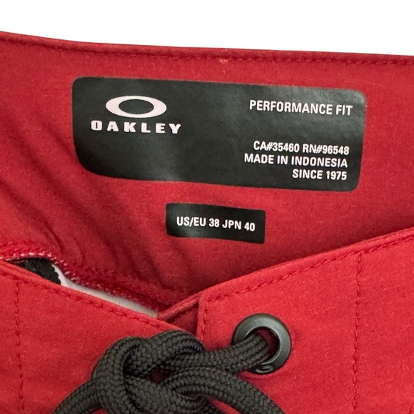 Oakley Board Shorts Men's 38 Color‎ Block Swimming Swim Trunks Red Gray Floral - Picture 11 of 12